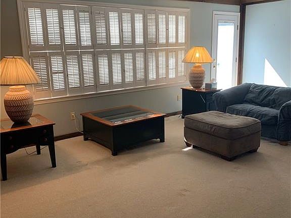4th image of 5742 Anne Ln