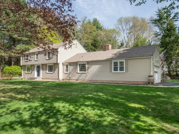 22 Meadowlark Road, Simsbury, CT 06092