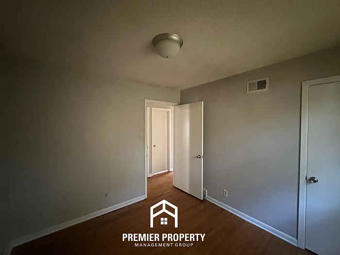 5124 Rolling Meadows Dr — Photo 13