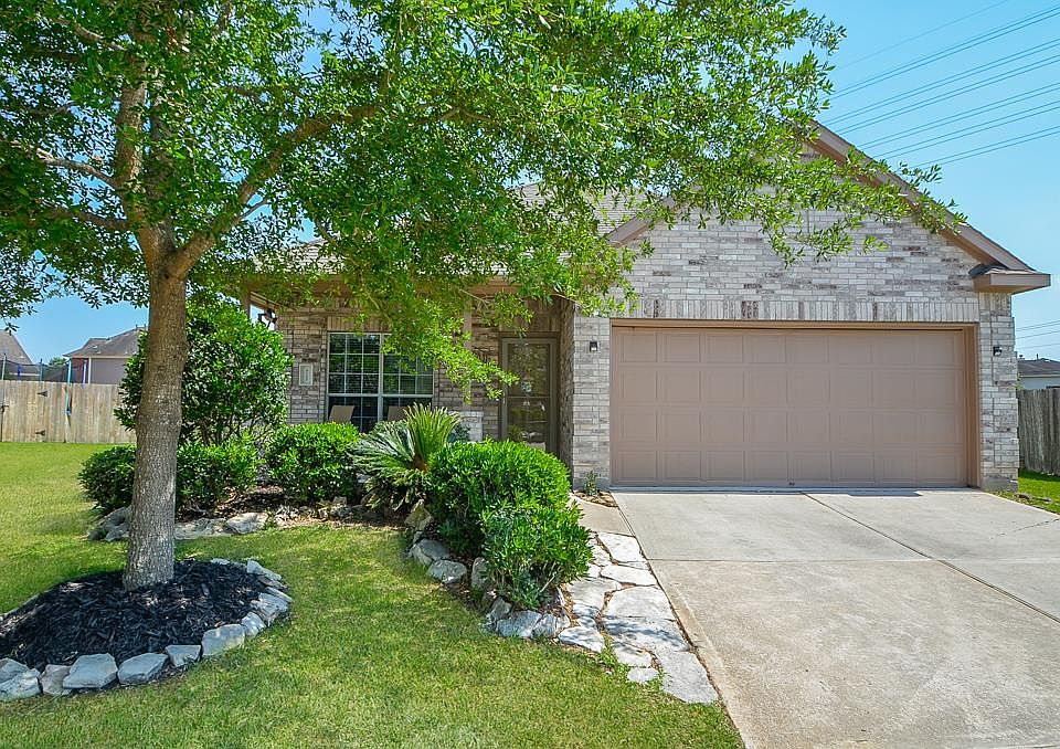1st image of 6147 Starbrook Creek Dr