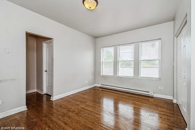 1506 E 67th St #208 — Photo 3