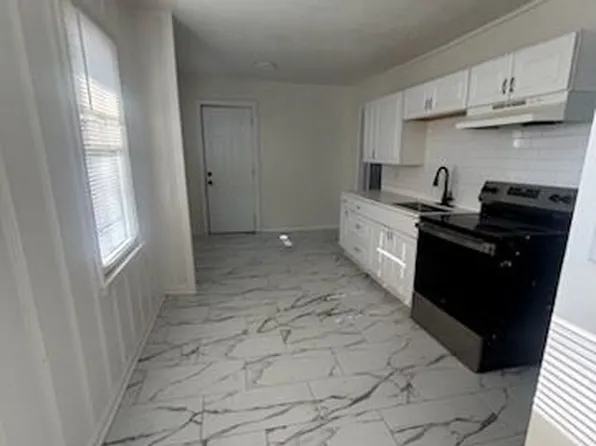 5716 Park Ave, Kansas City, MO 64130