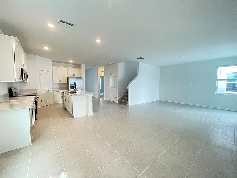 2877 Fitness St — Photo 3