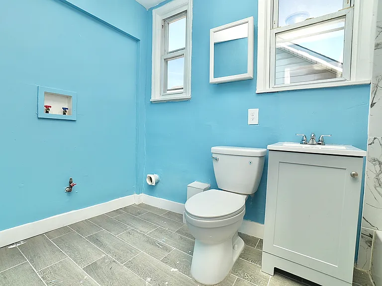 162 W End Ave #2 — Photo 5