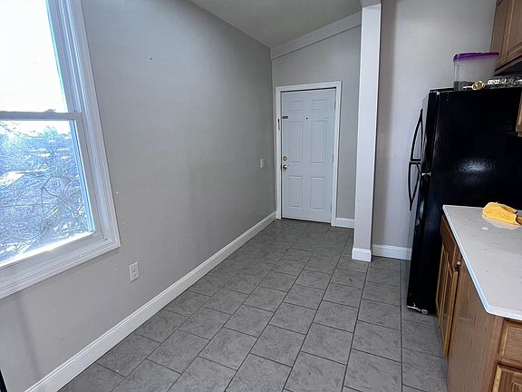 5th image of 124-126 N 4th St #2