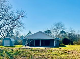 1059 Thomas School Rd, Lumberton, MS 39455