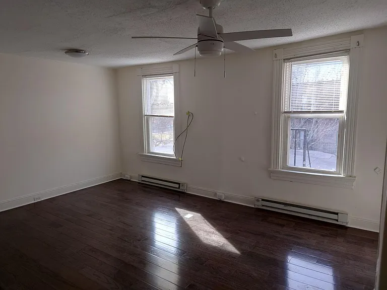 1832 Bolton St #3A — Photo 6