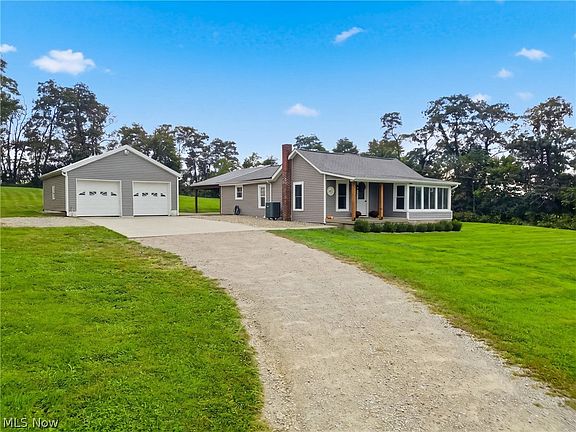 3rd image of 375 Black Rd