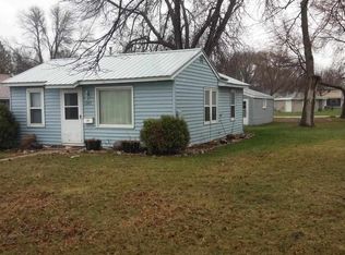 1105 7th St SW, Willmar, MN 56201