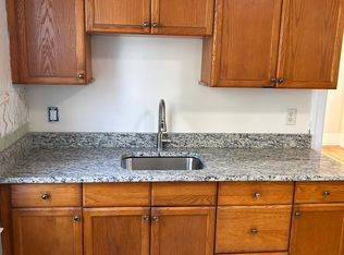 321 Lincoln St APT 3, Worcester, MA 01605