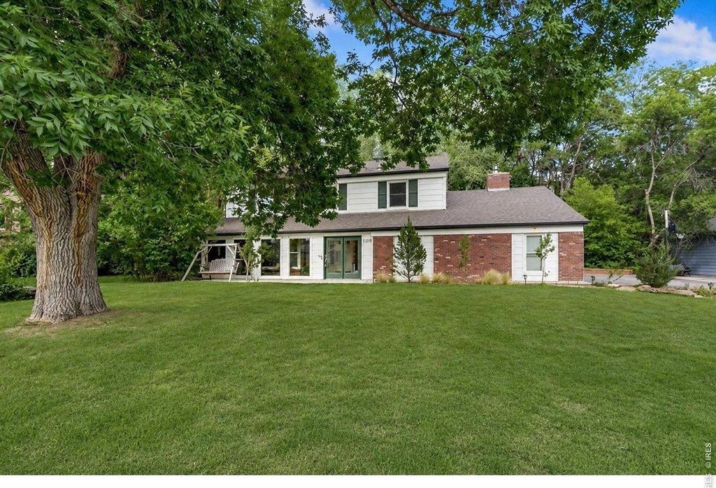 1120 Lindenwood Dr