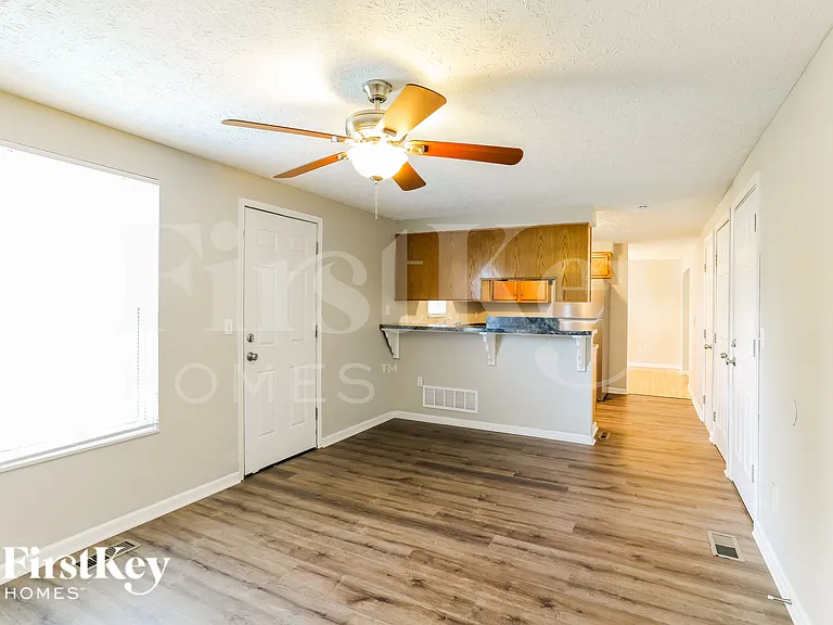 4821 Gilhem Ct — Photo 8