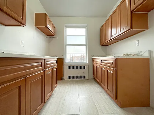 Rented by Premier One Realty LLC | media 14