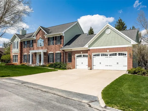 216 Bever Ln SE, Cedar Rapids, IA 52403