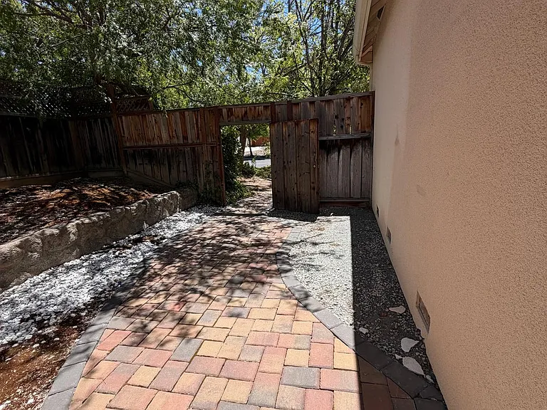 2198 Bentley Ridge Dr — Photo 3