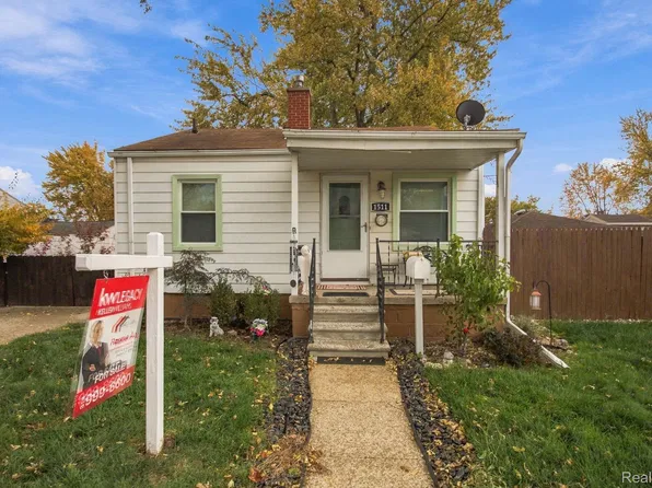 1511 Buckingham Ave, Lincoln Park, MI 48146