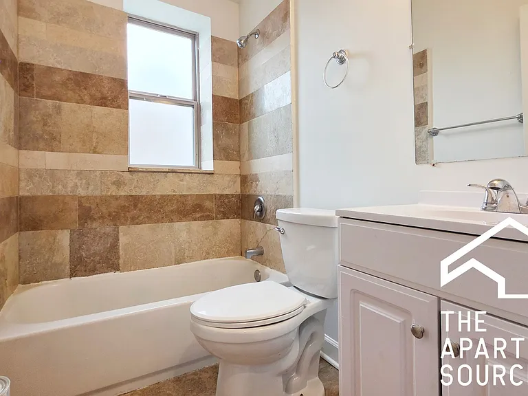 7223 N Rogers Ave #1 — Photo 4