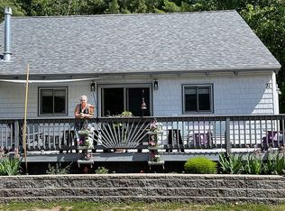 31 Pleasure Lands Glade Rd, Center Ossipee, NH 03814