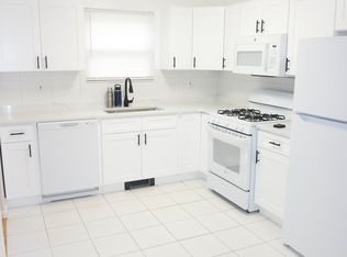 (Undisclosed Address), Lynbrook, NY 11563