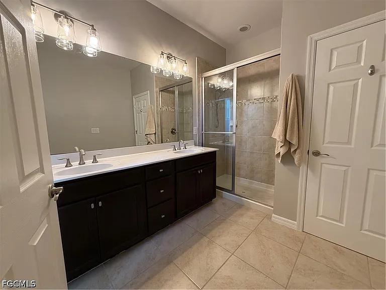 3765 Tilbor Cir — Photo 10