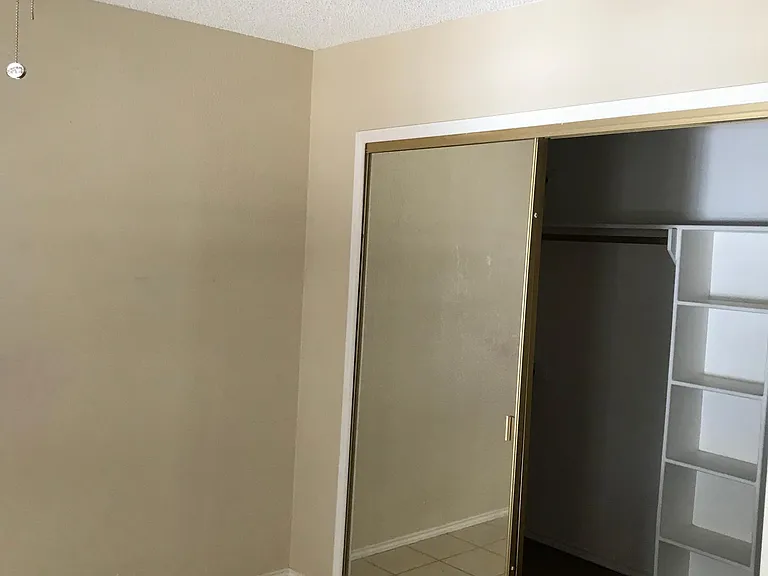 Bedroom #1