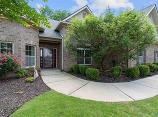 285 Blue Creek Dr, Harvest, AL 35749