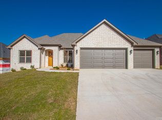 580 Valley Oak Dr, Sherwood, AR 72120
