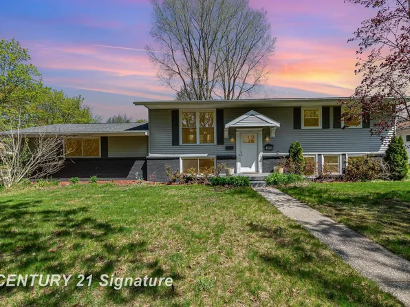 201 Hollybrook Dr, Midland, MI 48642