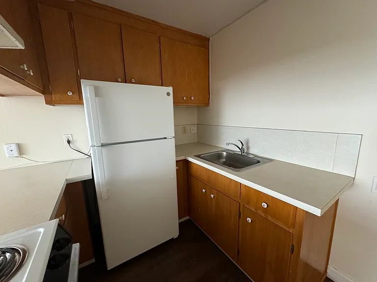 2826 Telegraph Ave — Photo 5