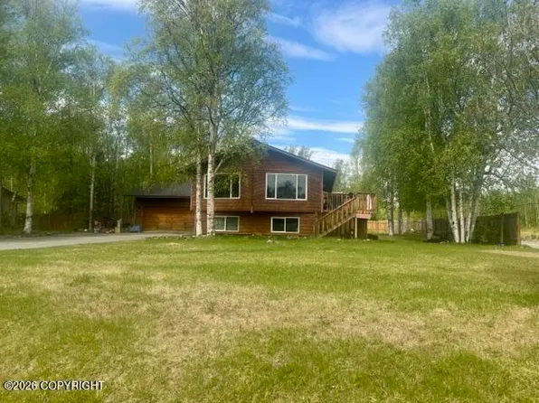 1179 E McKee Ct, Wasilla, AK 99654