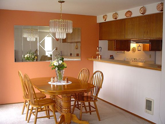 4th image of 25027 109th Pl SE APT A