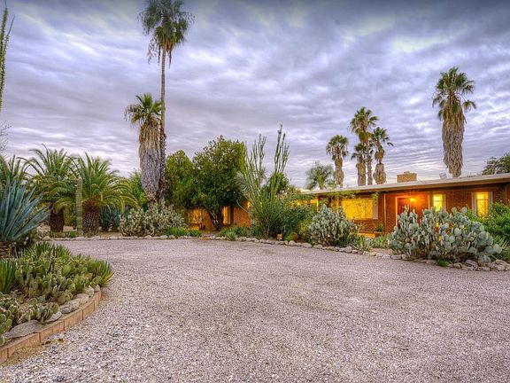 2nd image of 1115 W San Martin Dr