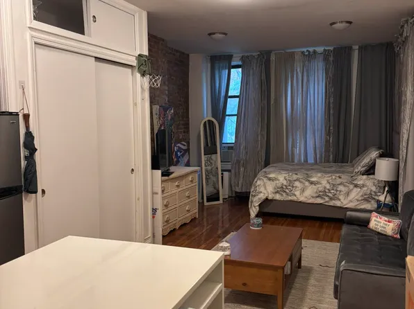 335 East 85th Street image 1 of 6