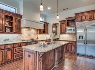 9505 Edith Ln, Dallas, TX 75220