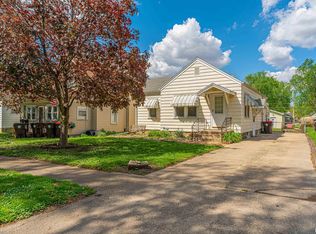 640 7th St, Lincoln, IL 62656
