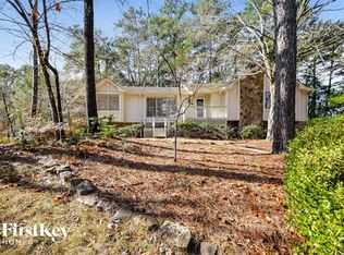 2004 Shadowood Ct, Birmingham, AL 35244
