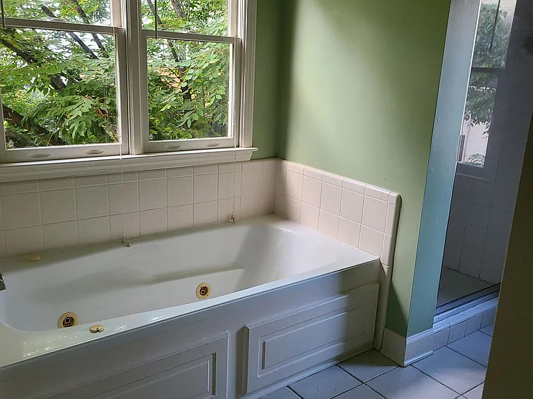 705 McDonald St SE — Photo 10