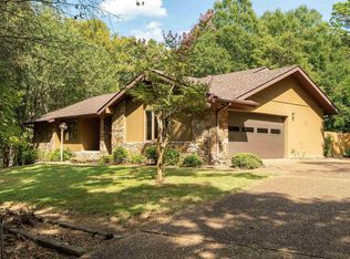 5 Westpark Dr, Heber Springs, AR 72543
