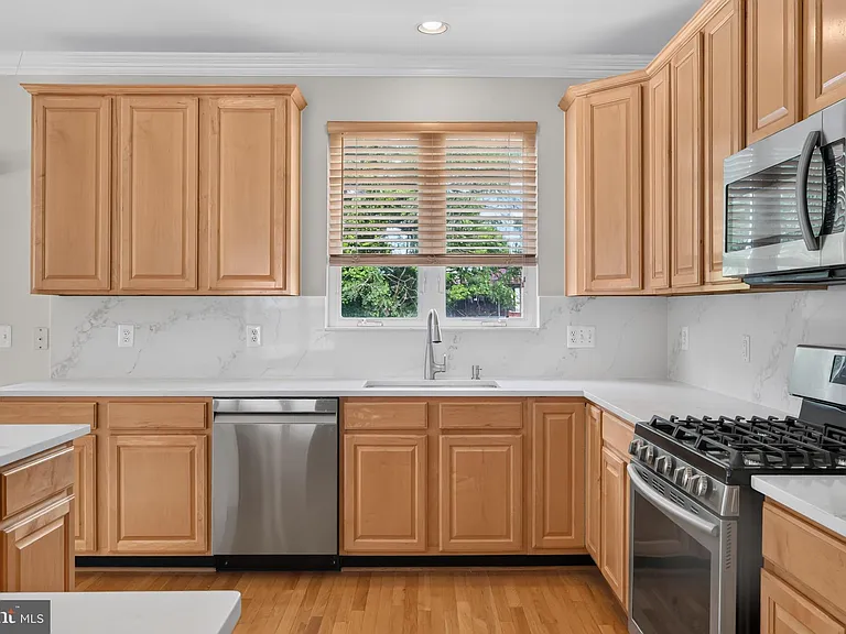 5166 Ballycastle Cir — Photo 15