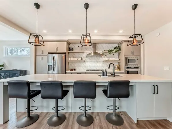 99 NE Legacy Glen Ter SE, Calgary, AB T2X 3Z1