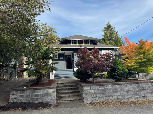 6724 Jones Ave NW, Seattle, WA 98117