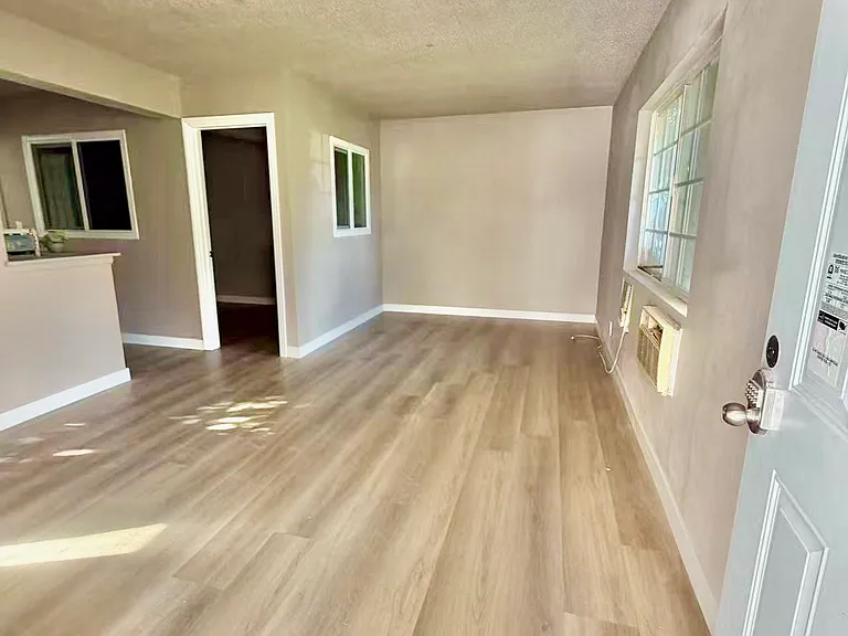 10671 Tibbs Cir — Photo 4