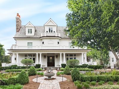132 E 6th St, Hinsdale, IL, 60521