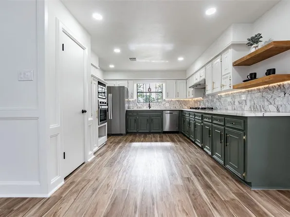 16945 Avenue B, Channelview, TX 77530