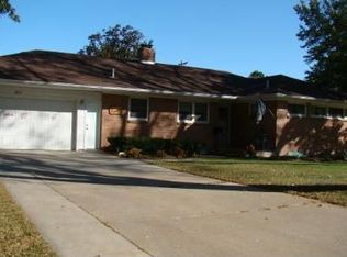 1514 N 12th St, Beatrice, NE 68310