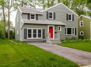 43 Stanford Rd W, Rochester, NY 14620