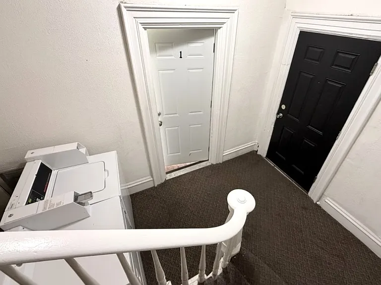 1215 Arlington Ave #1 — Photo 14