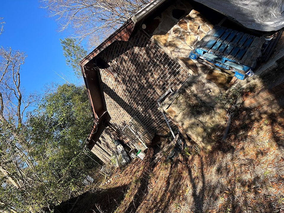 2nd image of 2973 Grant Rd