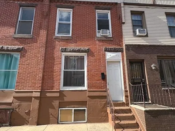 2422 S Marshall St, Philadelphia, PA 19148