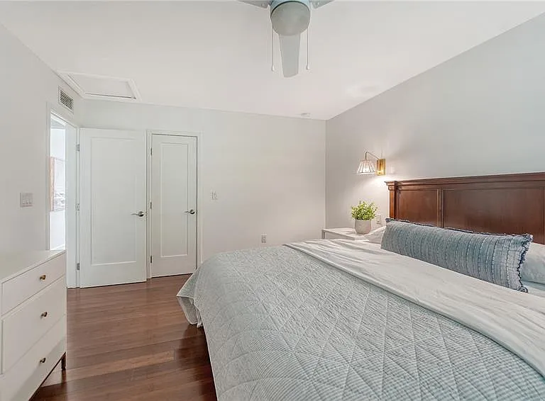 425 McKinley Dr — Photo 29